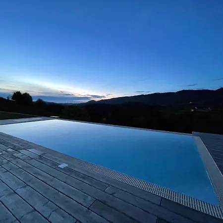 Am Weinberg Krast Daire *