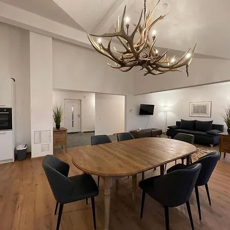 Daire Am Weinberg Krast *