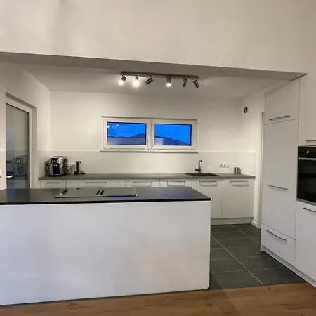 Am Weinberg Krast Daire *