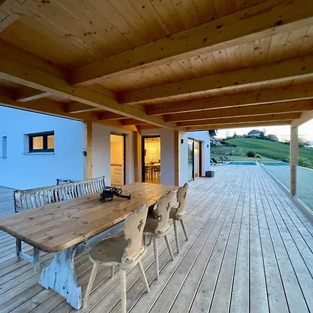 Am Weinberg Krast Daire Oberhaag