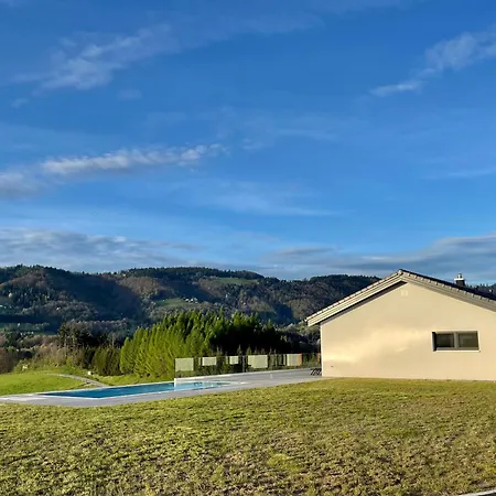 Am Weinberg Krast Daire *