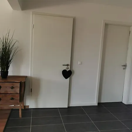 Daire Am Weinberg Krast *