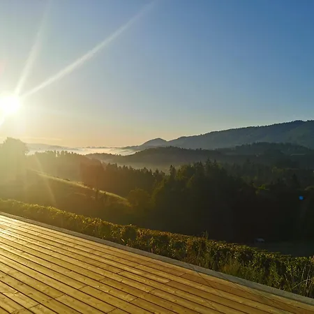 Am Weinberg Krast Daire *