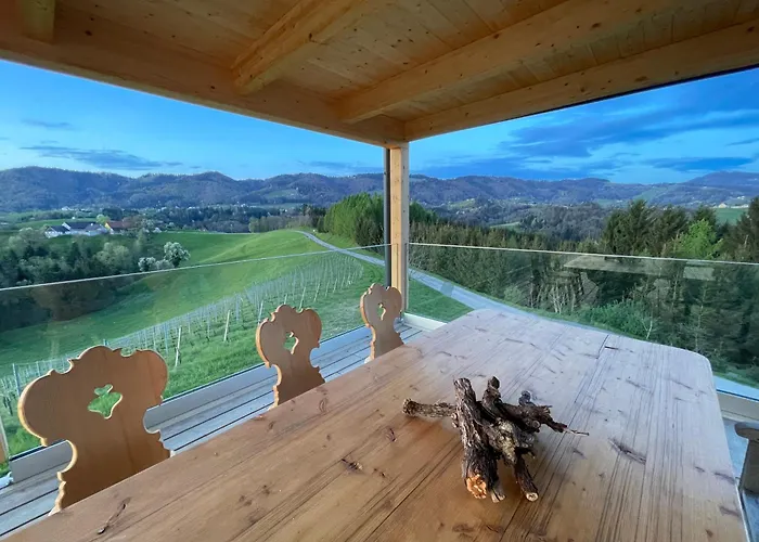 Am Weinberg Krast 公寓 *