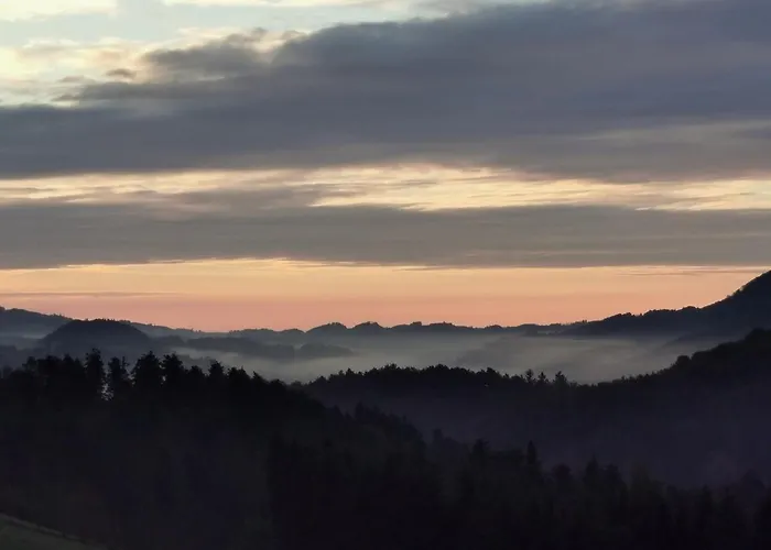 Am Weinberg Krast 公寓 *